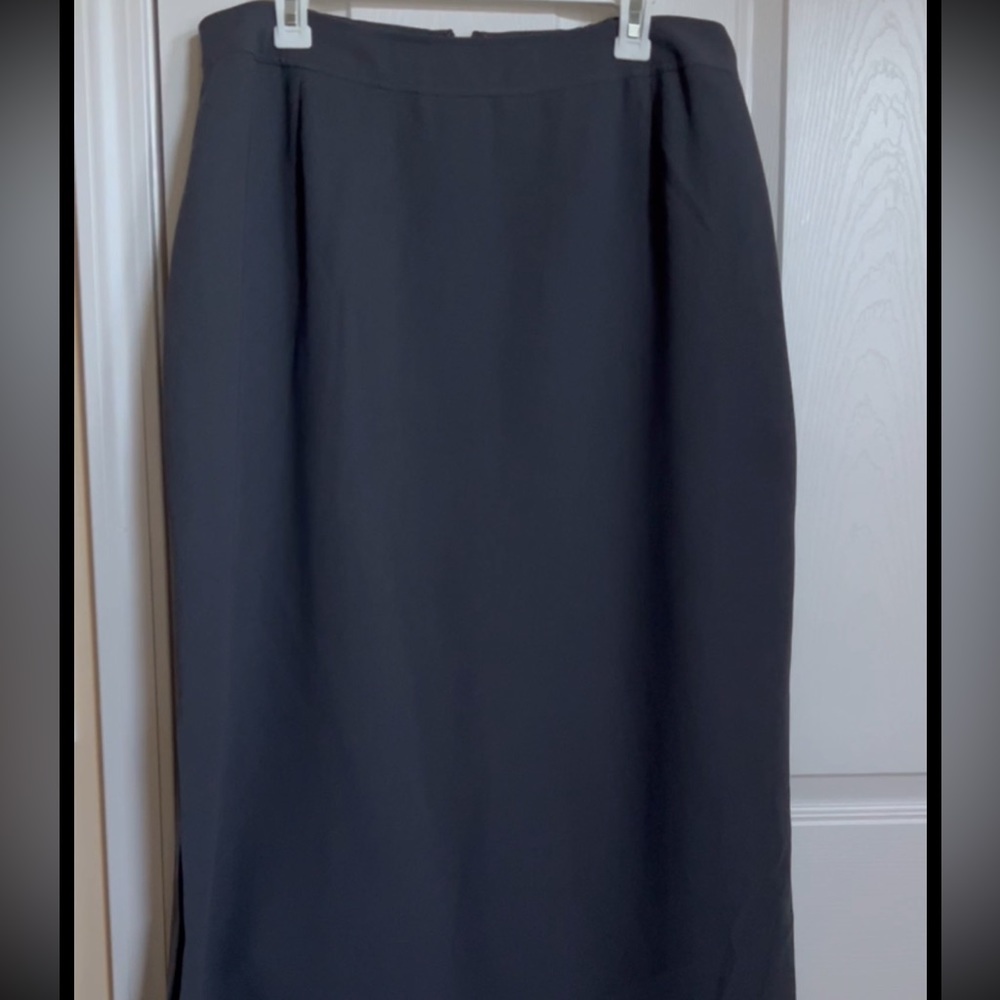 Worthington, Gray Maxi Pencil-classic fit-fully lined skirt with side slits.